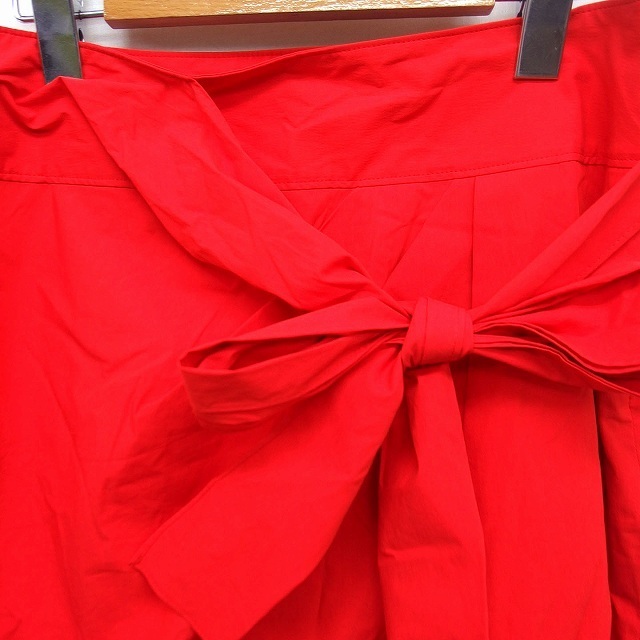 ESTNATION(エストネーション)のエストネーション ESTNATION タイトスカート ひざ下丈 リボン タック レディースのスカート(ひざ丈スカート)の商品写真