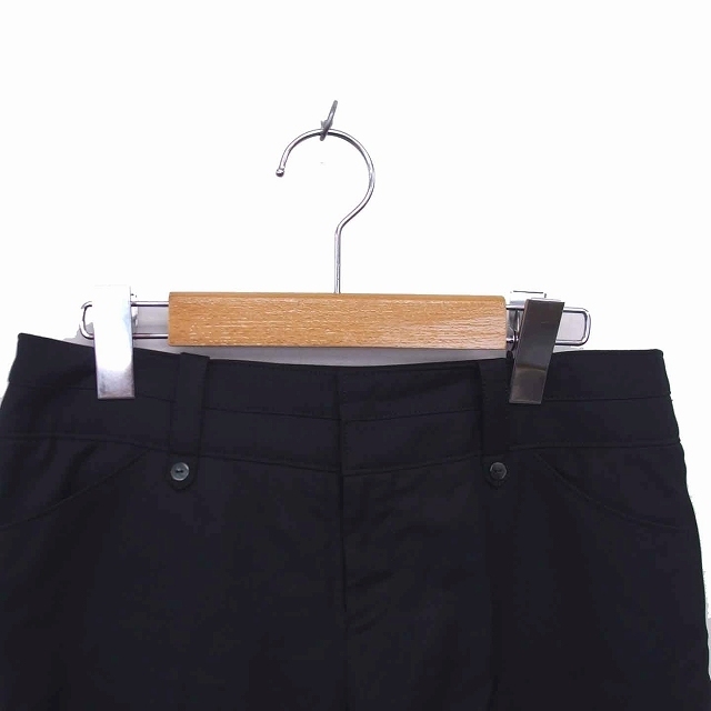 LAUTREAMONT(ロートレアモン)のロートレアモン  クロップド パンツ センタープレス ストレート 3 黒 レディースのパンツ(その他)の商品写真