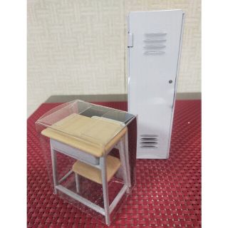 ミニチュア 学校 ロッカー 机 椅子 2点セット 昭和レトロ(その他)