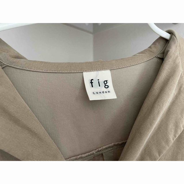 fig London(フィグロンドン)のfiglondon コーデュロイ　セーラーカラーブラウス レディースのトップス(シャツ/ブラウス(長袖/七分))の商品写真