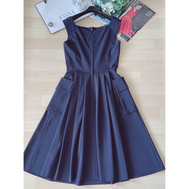 新品同様!FOXEY フィット&フレアワンピース 38 Rene フォクシー-