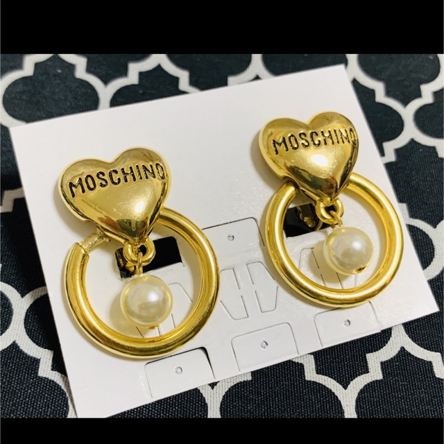 MOSCHINO モスキーノ イヤリング ハート