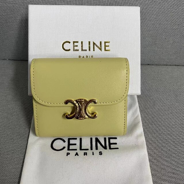 ますよ❄ celine コインケースの通販 by ぴぴまま's shop｜セリーヌ