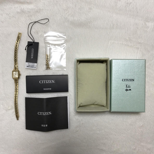 CITIZEN(シチズン)のaayy様専用  CITIZEN  ゴールド  華奢時計 レディースのファッション小物(腕時計)の商品写真