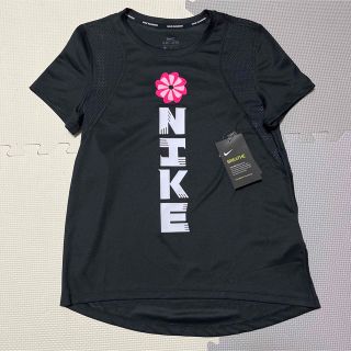 ナイキ(NIKE)のNIKE ランニング アイコンクラッシュ半袖シャツ/サイズM/新品未使用(Tシャツ(半袖/袖なし))