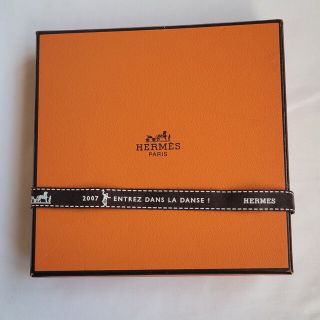 エルメス(Hermes)の【新品未使用】HERMES　リボン　2007年　約90センチ(各種パーツ)