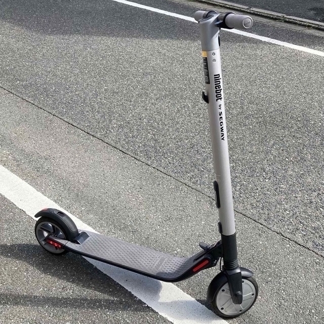 自動車/バイク その他SEGWAY ninebot ES2