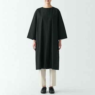 ムジルシリョウヒン(MUJI (無印良品))の《新品》 無印良品 高密度織りボートネックワンピース／黒／Ｌ(ひざ丈ワンピース)