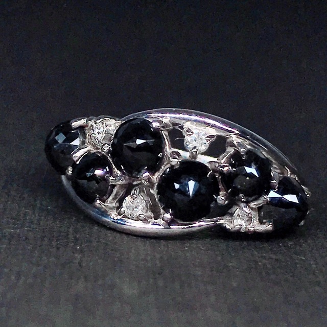 2.50ct ブラックダイヤモンド リング K18WG ダイヤ 2.5ct - リング