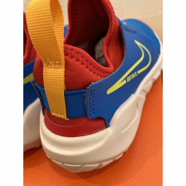 NIKE(ナイキ)の【新品】NIKE キッズスニーカー フレックスランナー2（20.0cm）  キッズ/ベビー/マタニティのキッズ靴/シューズ(15cm~)(スニーカー)の商品写真