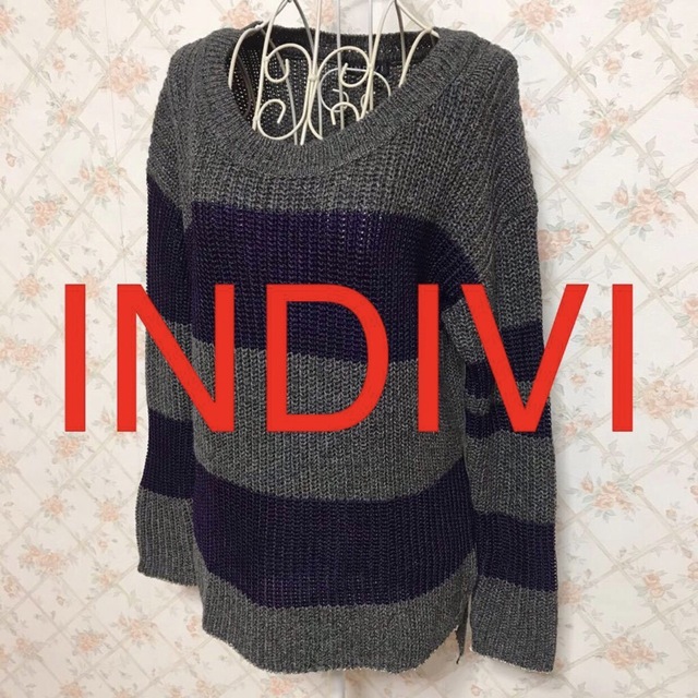 INDIVI(インディヴィ)の★INDIVI/インディヴィ★極美品★長袖ボーダーカットソー38(M.9号) レディースのトップス(カットソー(長袖/七分))の商品写真