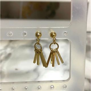 エイチアンドエム(H&M)の♥ゴールドピアス♥(ピアス)