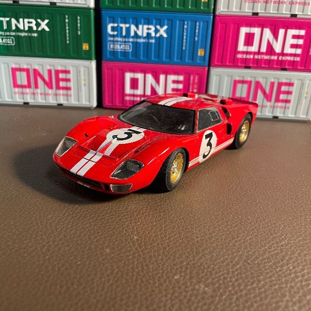 Ford(フォード)のFUJIMI 1/24 FORD GT40MK.II 1966 Le Mans エンタメ/ホビーのおもちゃ/ぬいぐるみ(模型/プラモデル)の商品写真