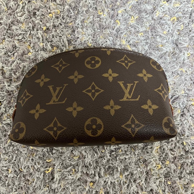 LOUIS VUITTON ポーチ　ポシェット