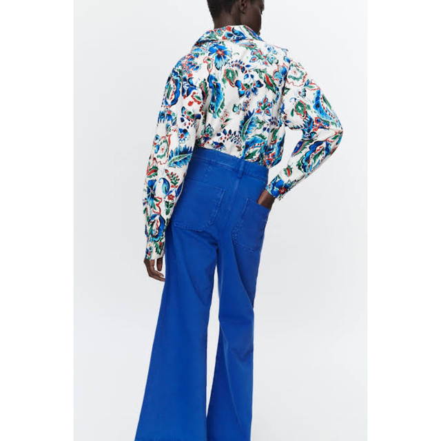 新品 ZARA ザラ シャツ トップス 花柄 ボタニカル柄 ペイズリー柄 人気