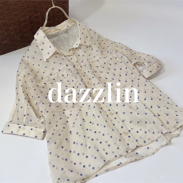 dazzlin(ダズリン)のdazzlin ドット シフォン ブラウス＊セシルマクビー スナイデル ZARA レディースのトップス(シャツ/ブラウス(半袖/袖なし))の商品写真