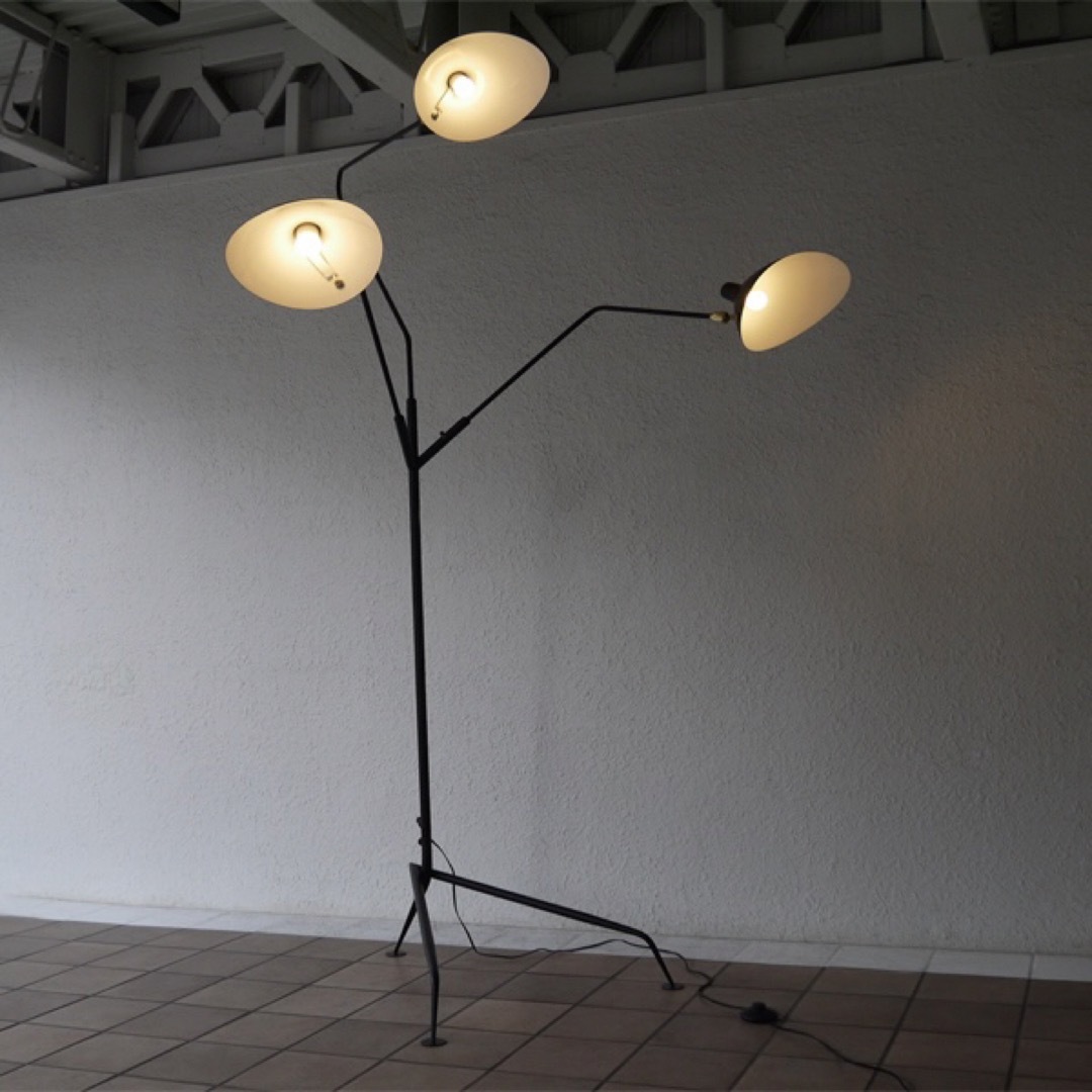IDEE - セルジュムーユ Serge Mouille ◇3灯フロアランプ 新品の IDEE - セルジュムーユ Serge Mouille ◇3灯フロアランプ 新品の