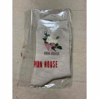 ピンクハウス(PINK HOUSE)の新品☆ ピンクハウスのホワイトローズ柄ソックス（靴下）(ソックス)