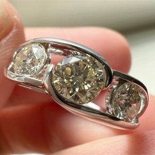 pt900 ダイヤモンドリング 1.00ct イエローダイヤ　シンプルデザイン(リング(指輪))