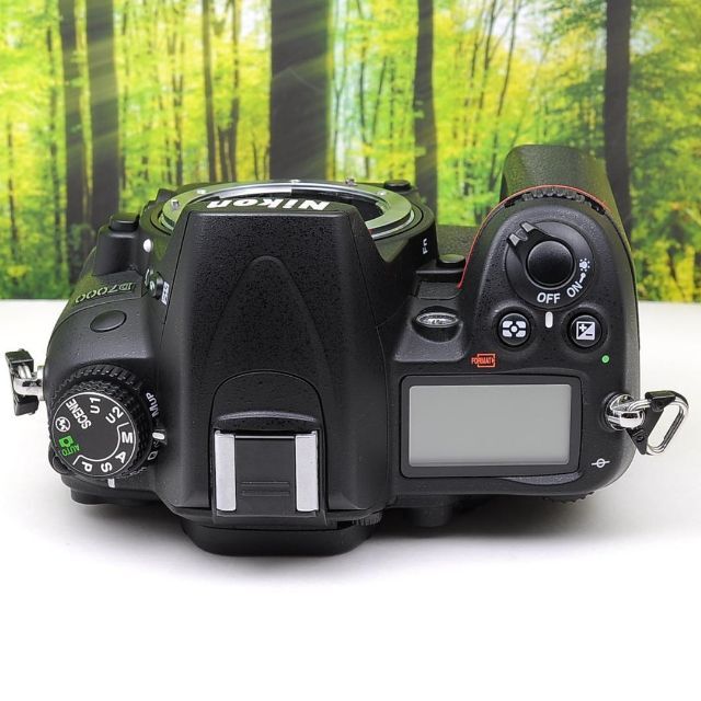 Nikon D7000☆スマホ転送&高性能カメラ☆望遠レンズセット☆3540 本格
