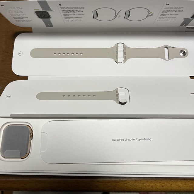 Apple Watch(アップルウォッチ)のapple watch se 開封済み　未使用品 メンズの時計(腕時計(デジタル))の商品写真