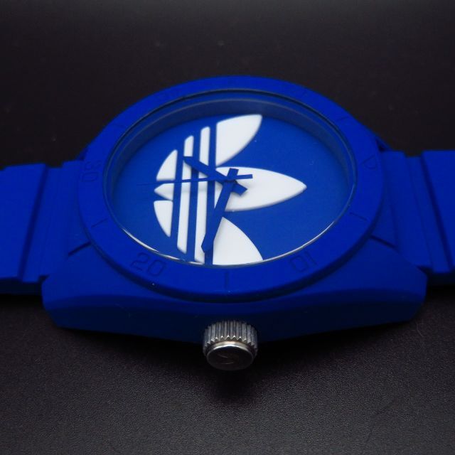 adidas(アディダス)のadidas アディダス サンティアゴ 腕時計 ブルー メンズの時計(腕時計(アナログ))の商品写真