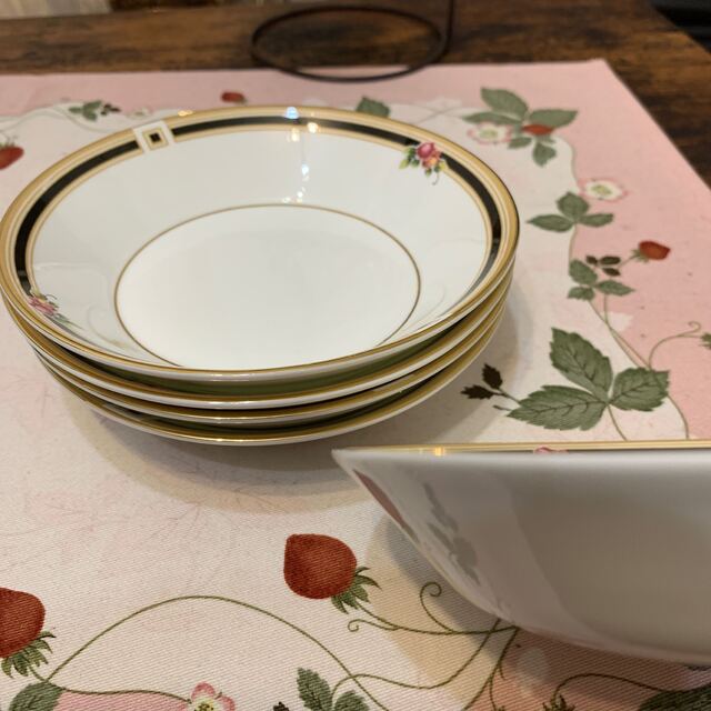 WEDGWOOD - ウェッジウッド クリオ サラダボウル フルーツボウル 小皿5