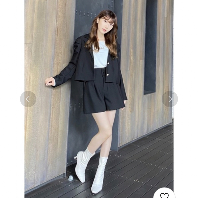 MIIA(ミーア)の新品♡miia♡ミーア♡セットアップ♡ショートジャケット＋ショートパンツ レディースのレディース その他(セット/コーデ)の商品写真