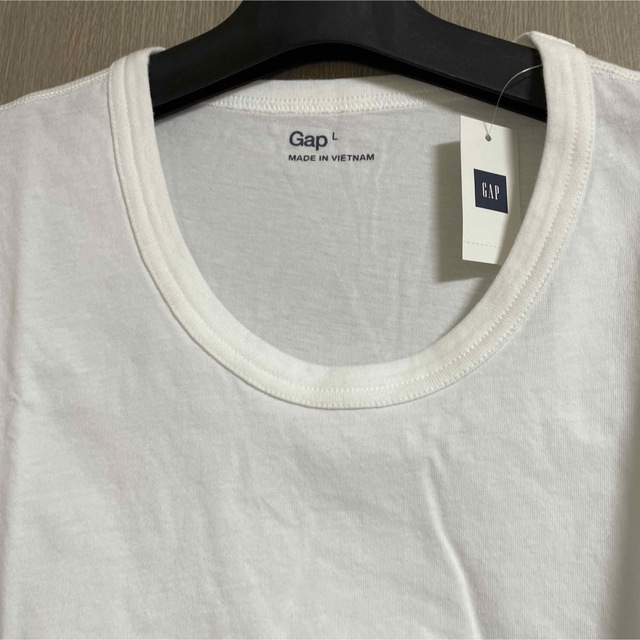 GAP(ギャップ)のGAP  白Tシャツ　メンズ　新品‼️ メンズのトップス(Tシャツ/カットソー(七分/長袖))の商品写真
