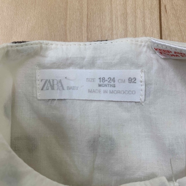 ZARA KIDS(ザラキッズ)のザラベイビー　シャツ キッズ/ベビー/マタニティのベビー服(~85cm)(シャツ/カットソー)の商品写真