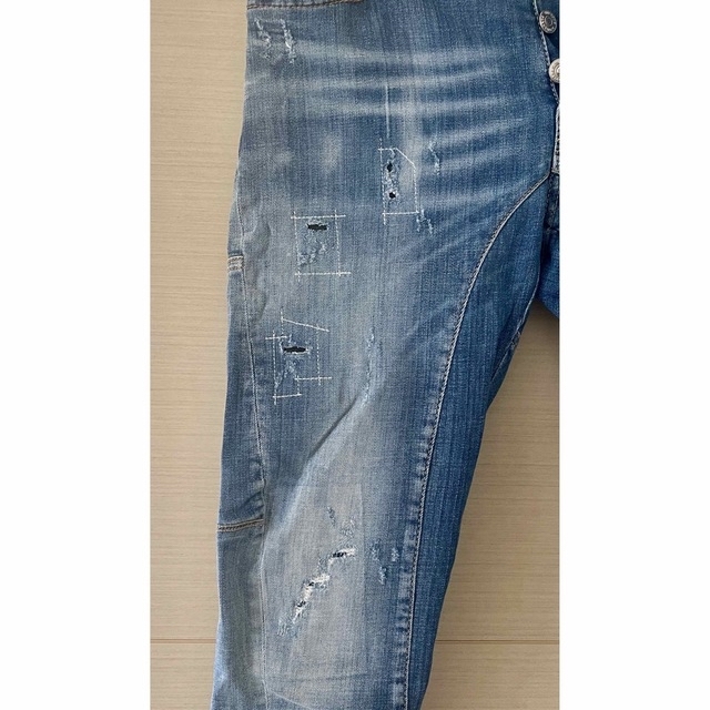 DSQUARED2(ディースクエアード)の新品　DSQUARED2 TIDY BIKER JEAN 44 メンズのパンツ(デニム/ジーンズ)の商品写真