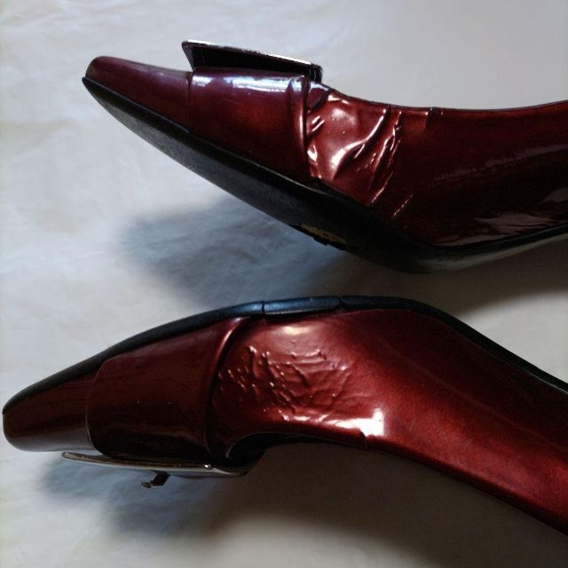 ヒール パンプス 赤 ジャンク品 レディースの靴/シューズ(ハイヒール/パンプス)の商品写真