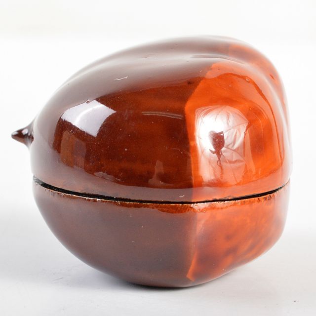 茶道具 長谷川恵史作 乾漆 栗香合 共箱 C R5544 茶道具 長谷川恵史作 乾漆 栗香合 共箱 C R5544