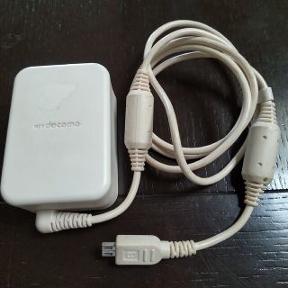 ドコモ 親し docomo 純正ACアダプタ 05 ドコモ 親し docomo 純正ACアダプタ 05