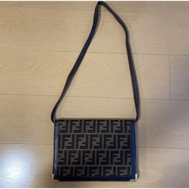 FENDI ショルダーバッグ