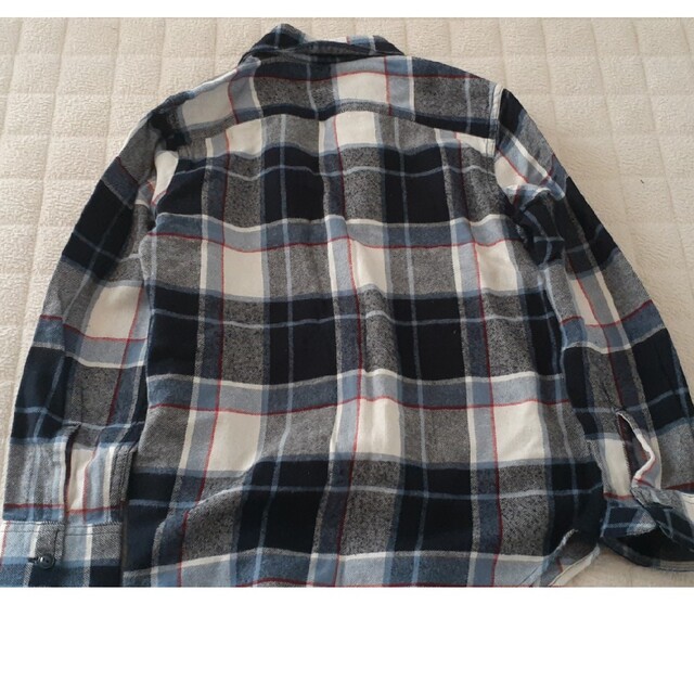 GAP(ギャップ)のGAP130 Yシャツ　新品 キッズ/ベビー/マタニティのキッズ服男の子用(90cm~)(Tシャツ/カットソー)の商品写真