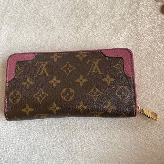 LOUIS VUITTON(ルイヴィトン)のルイヴィトン ジッピーウォレット レティーロ 長財布 レディースのファッション小物(財布)の商品写真