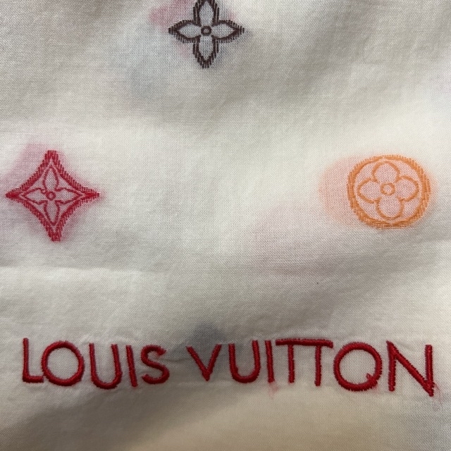 LOUIS VUITTON(ルイヴィトン)のルイヴィトン　コットン長方形大判スカーフ レディースのファッション小物(バンダナ/スカーフ)の商品写真