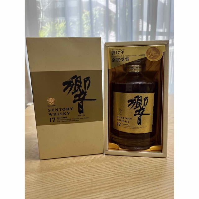 サントリー響17年 ゴールドラベル750ml アルコール分43% - ウイスキー