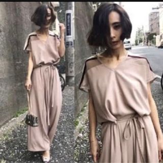 Ameri VINTAGE(ワンピース ・ マルチカラー)のフリマアイテム一覧 Ameri VINTAGE(ワンピース ・ マルチカラー)のフリマアイテム一覧
