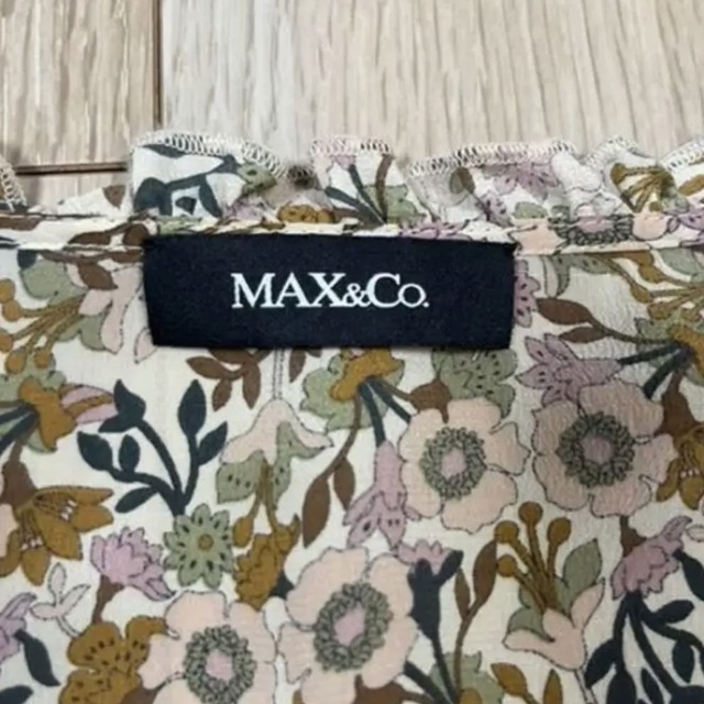 Max & Co.(マックスアンドコー)のMAX&Co.  マックスアンドコー　花柄ワンピース レディースのワンピース(ひざ丈ワンピース)の商品写真