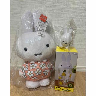 ミッフィー(miffy)の新品ミッフィー特大ぬいぐるみおたんじょうび&ドリンクカップ&ブルーナマスコット(ぬいぐるみ)