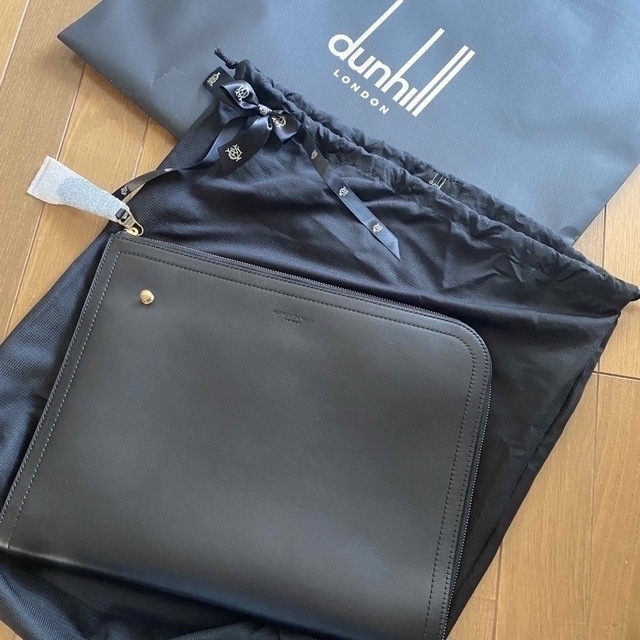 Dunhill - 【新品未使用】dunhill クラッチバッグ タブレットケースの