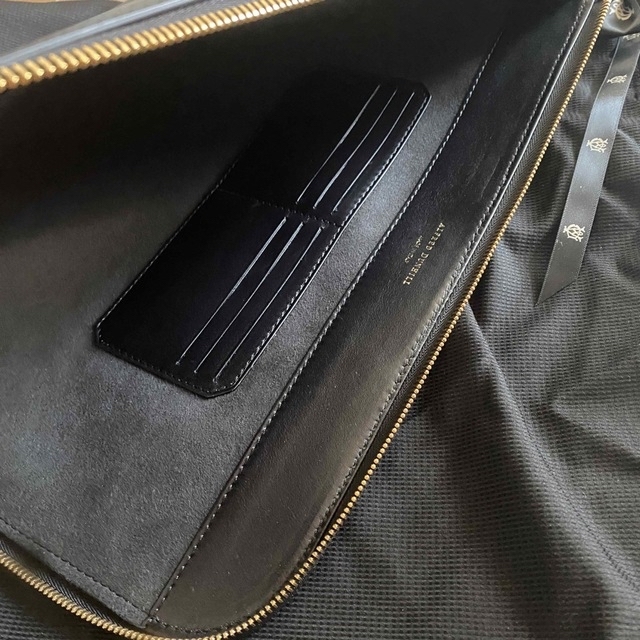 Dunhill(ダンヒル)の【新品未使用】dunhill クラッチバッグ タブレットケース メンズのバッグ(セカンドバッグ/クラッチバッグ)の商品写真