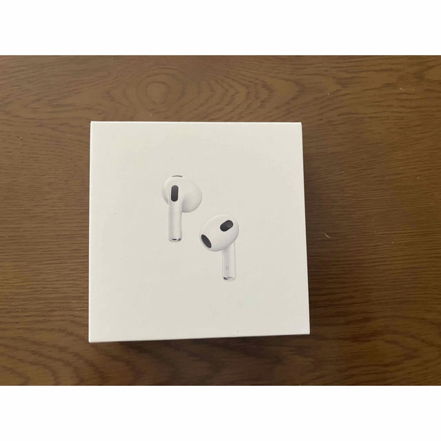 Apple AirPods 第3世代 MME73J/A ケース付き
