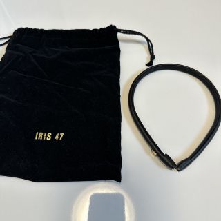 ユナイテッドアローズ(UNITED ARROWS)のIRIS47フェイクレザー ヘッドバンド　ぶらっく(カチューシャ)