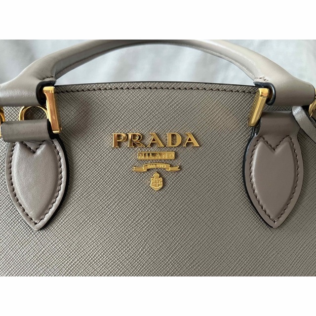 PRADA サフィアーノ　2wayハンドバッグ