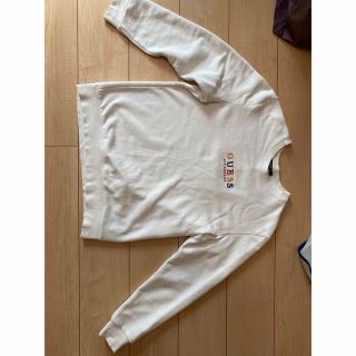 ゲス(GUESS)のゲス　GUESS スエット　長袖　白(スウェット)