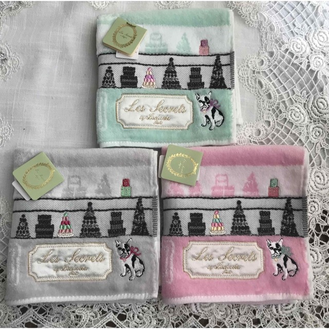 LADUREE(ラデュレ)のラデュレ★LA DUREE タオルハンカチ　フレンチブルドッグ　3枚 レディースのファッション小物(ハンカチ)の商品写真