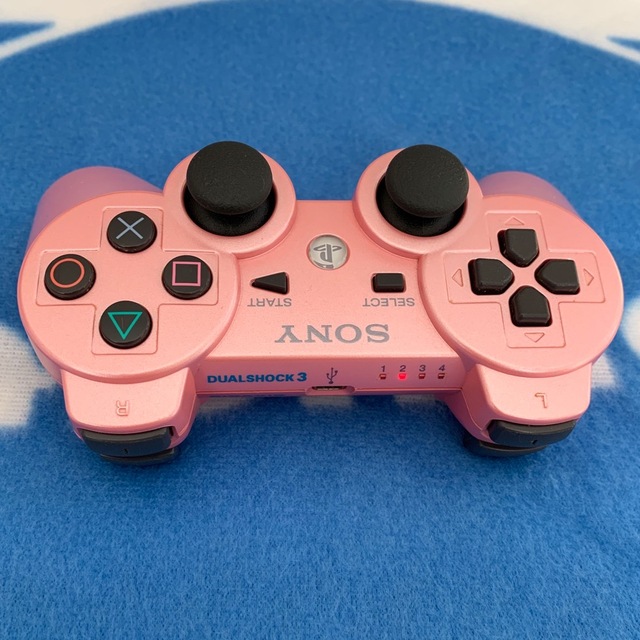 PlayStation3(プレイステーション3)のデュアルショック3 Dualshock3 White+Pink+Black 3台 エンタメ/ホビーのゲームソフト/ゲーム機本体(その他)の商品写真